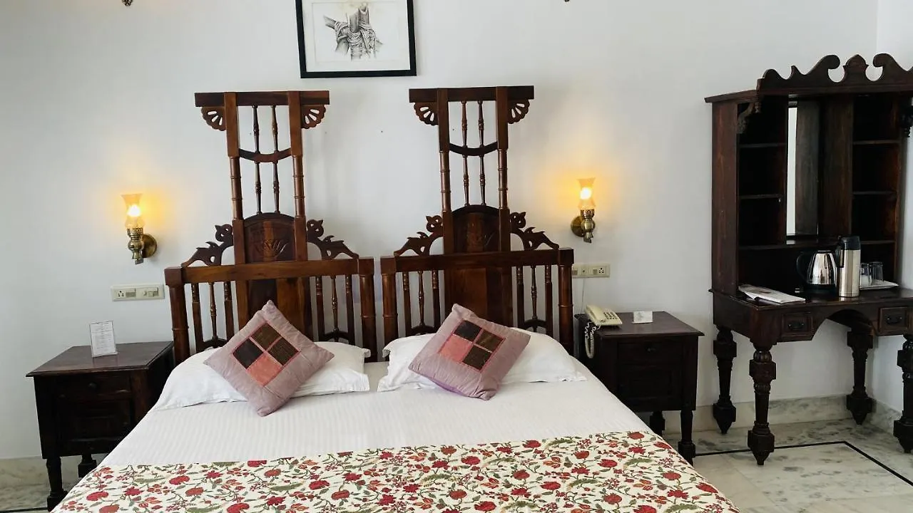 Kotra Haveli A Boutique Hotel By Lake Pichola Udaipur 3*,