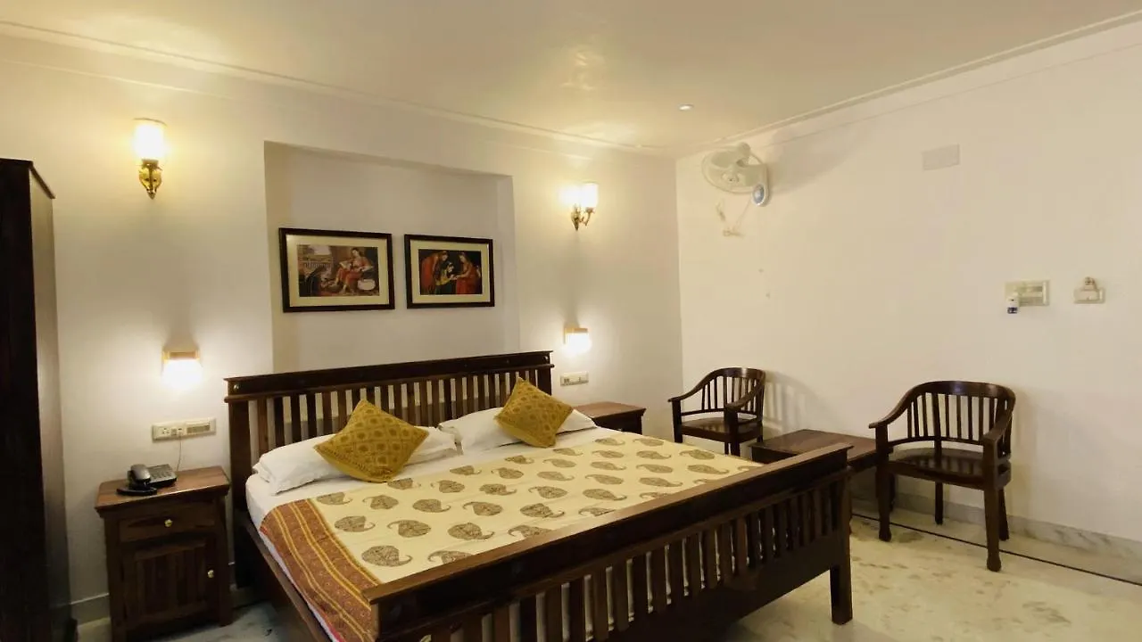Kotra Haveli A Boutique Hotel By Lake Pichola Udaipur Bed & Breakfast